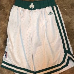 Boston Celtics Adidas Shorts Authentics - Size M